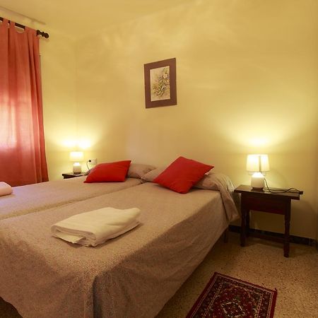 Ca La Conxita Hostal & Restaurante Hotel La Vajol Екстериор снимка